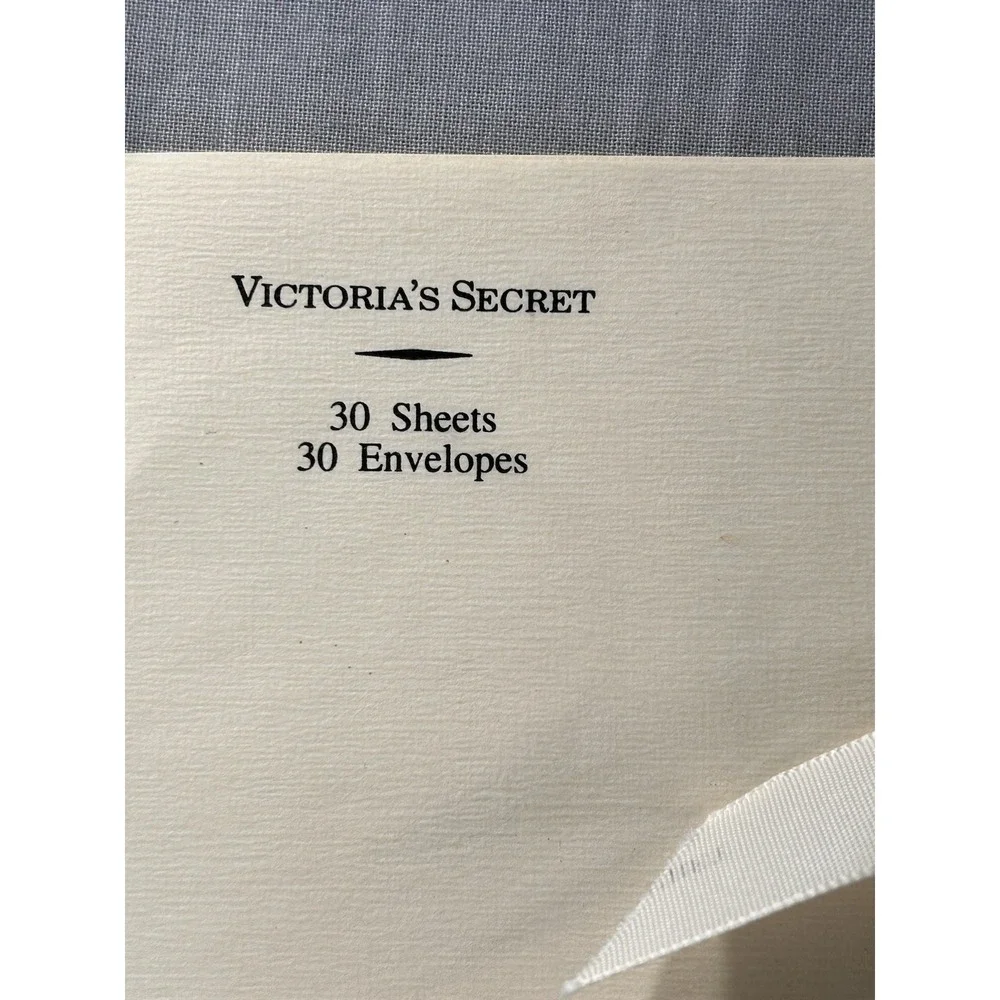 Vintage Victoria's Secret London Stationary 30 Sheets No Envelopes Has Wear